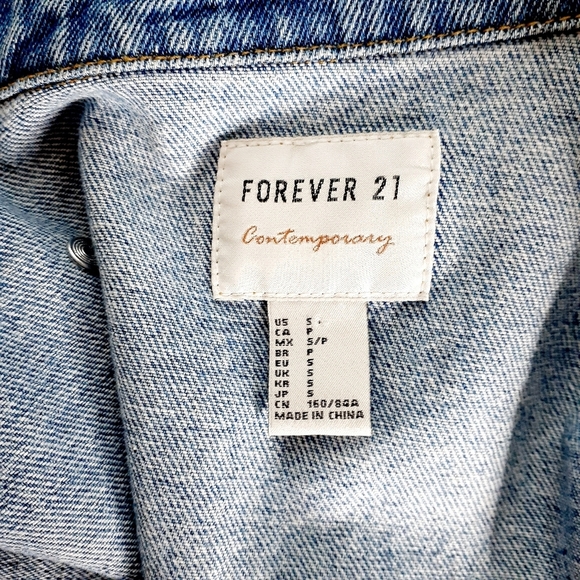 Forever 21 Contemporary Distressed Denim Jacket P6313 - Picture 9 of 10